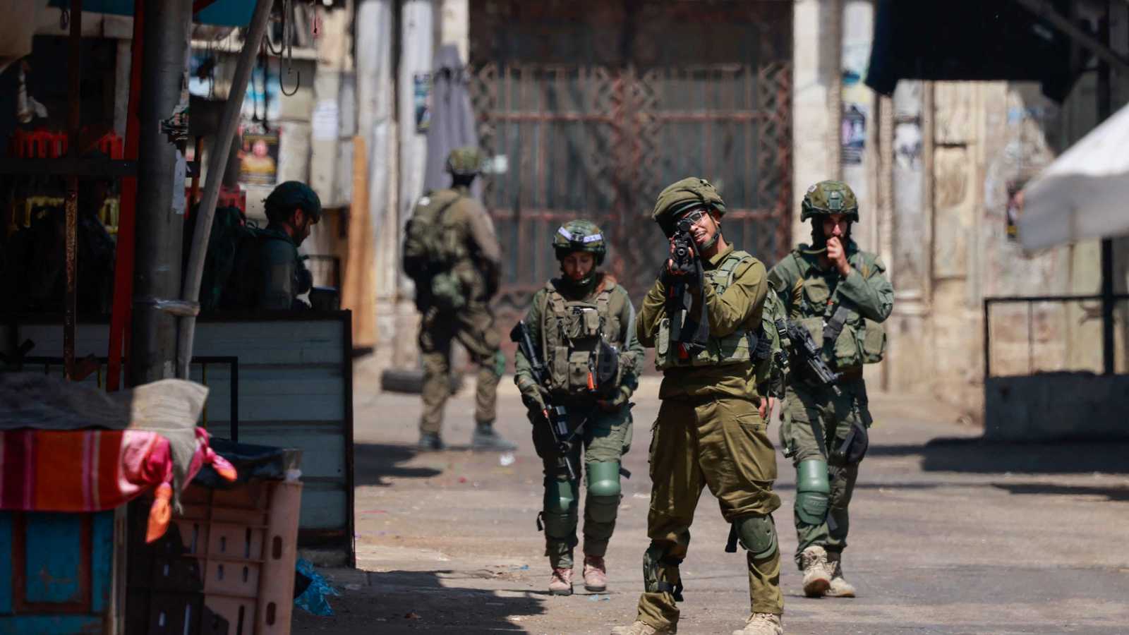 بعد فشلها باعتقاله من غزة.. إسرائيل تقتل مسؤولًا في "الجبهة الشعبية"