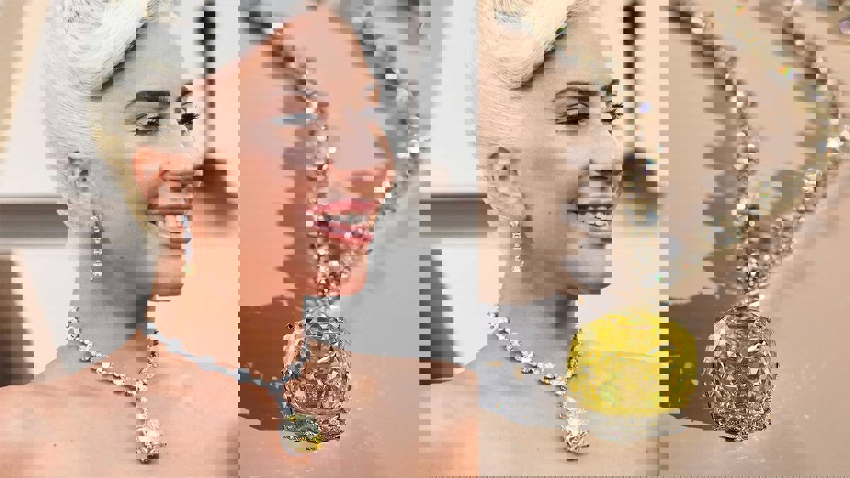 ما قصة "ألماسة تيفاني" النادرة التي لا تُقدر بثمن؟