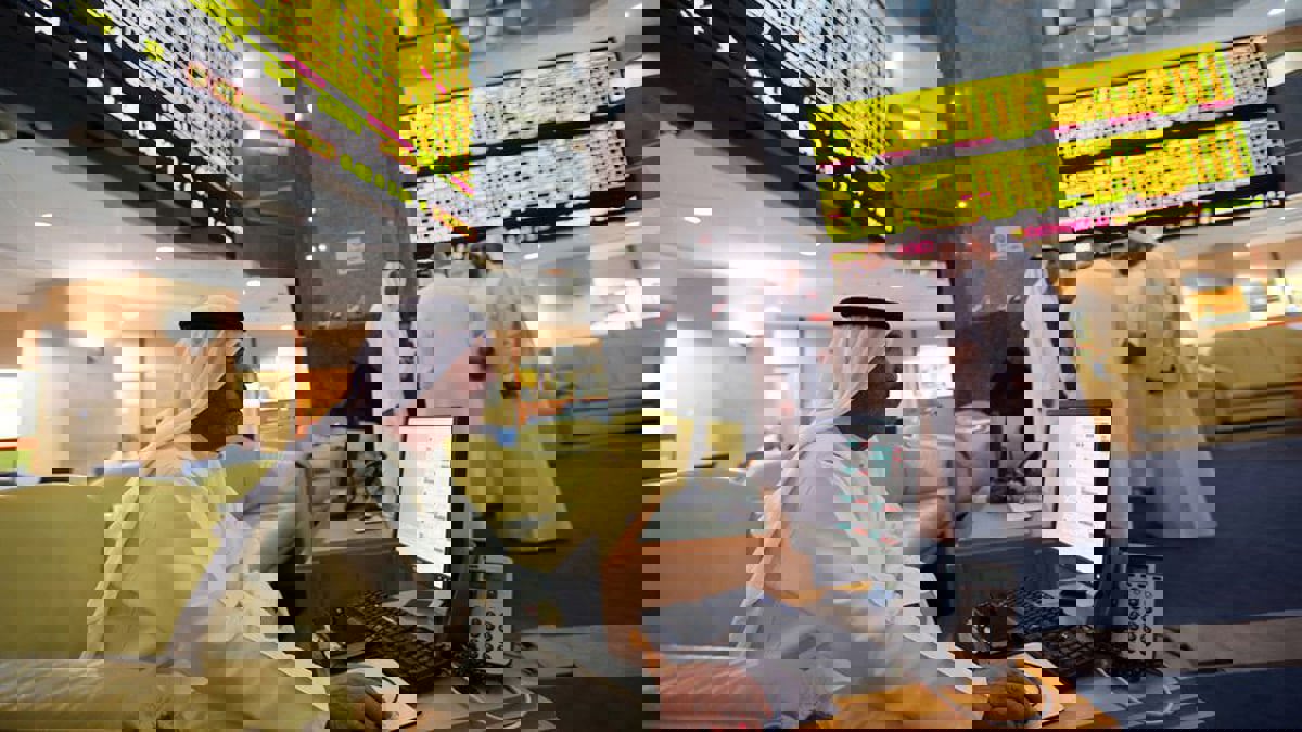 صعود معظم أسواق الخليج مع تبدد المخاوف المرتبطة بـ"أوميكرون"