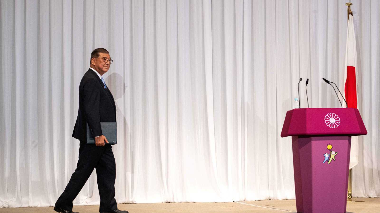 بعد اتفاق تجاري مع ترامب.. رئيس الوزراء الياباني يعتزم الاستقالة