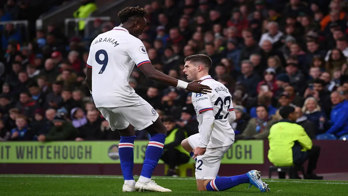 تشيلسي يكتسح بيرنلي برباعية ويقفز إلى المركز الرابع في ترتيب الدوري الإنجليزي (فيديو)