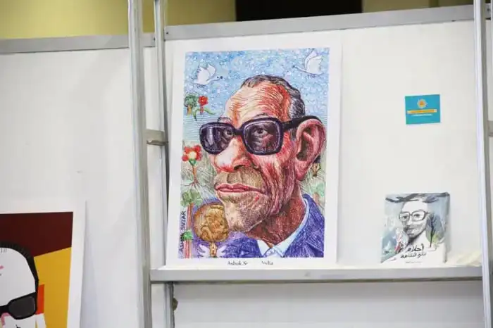 كاريكاتير نجيب محفوظ