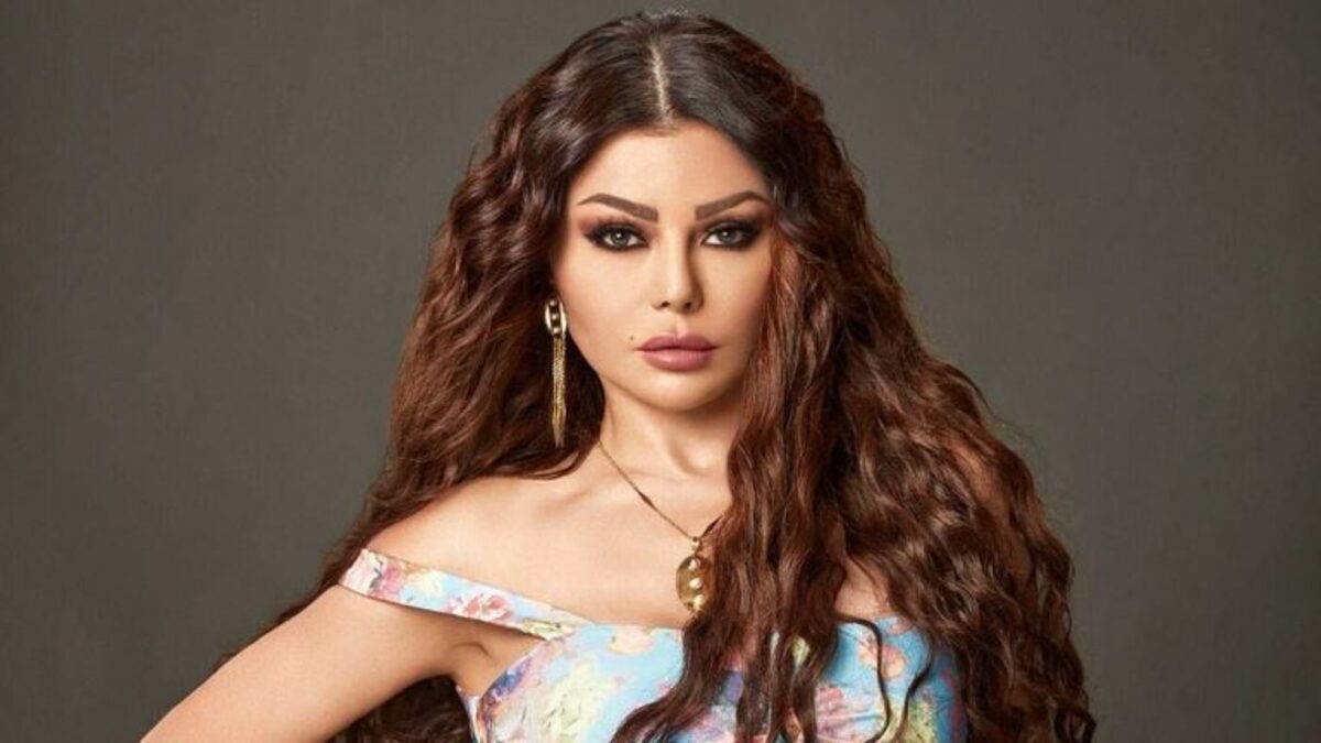 أولة لهيفاء وهبي من داخل المستشفى