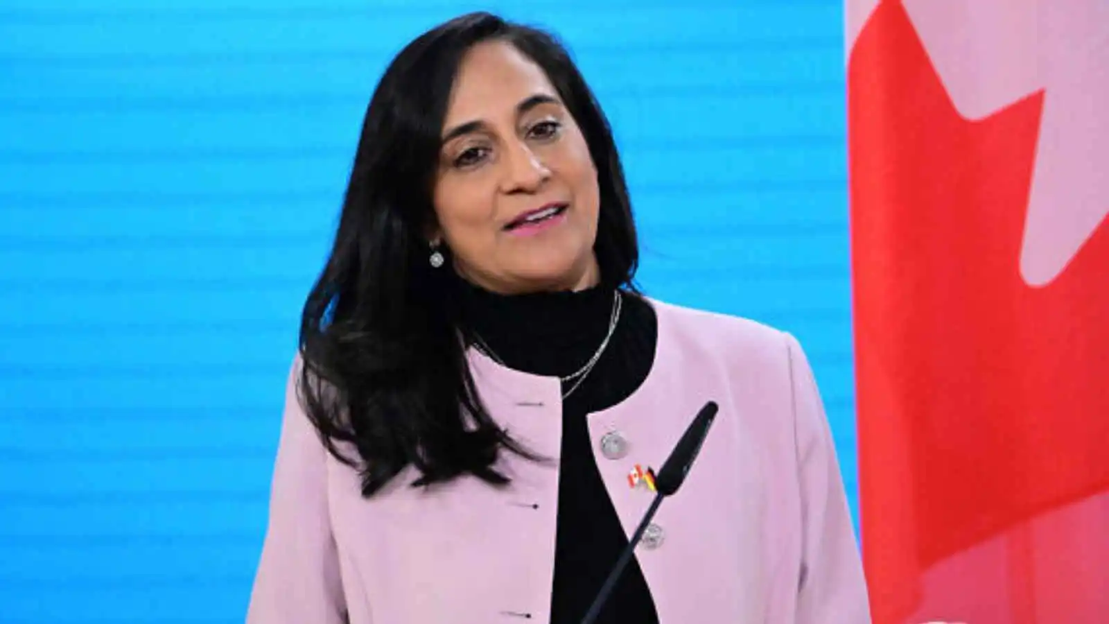 كندا تُعدّل عقوباتها الاقتصادية على سوريا