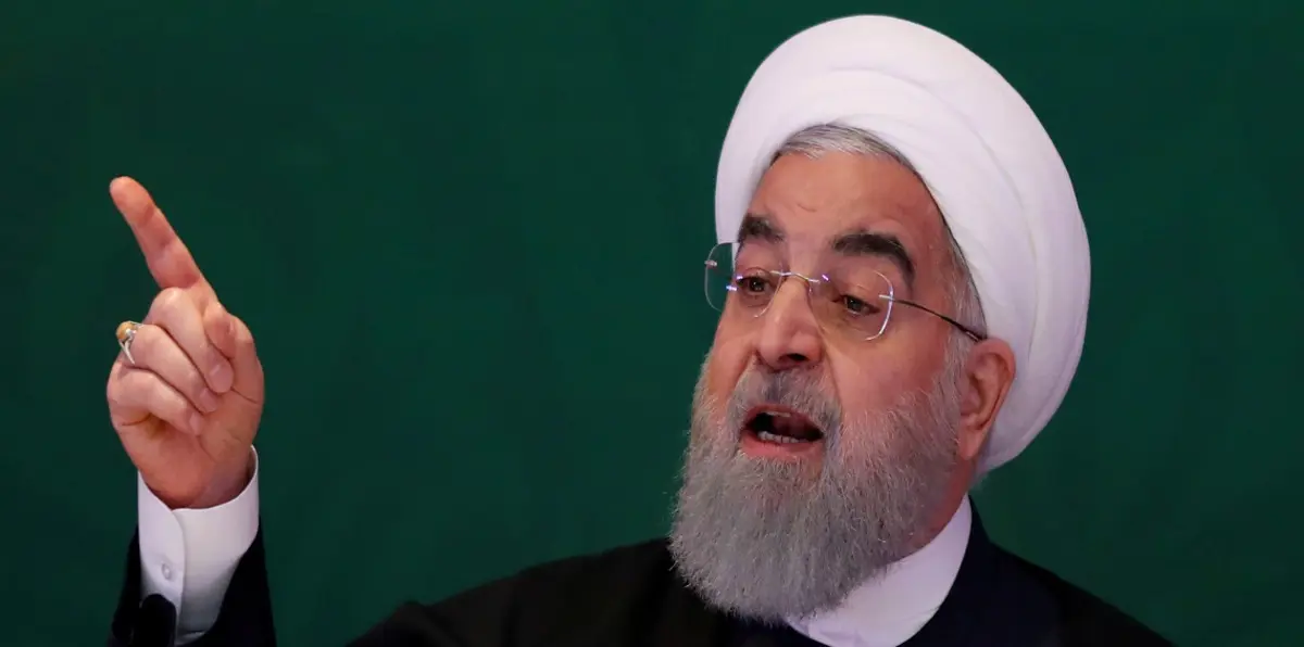 بتهمة إهانة روحاني.. محكمة إيرانية تقضي بجلد صحفي 74 جلدة