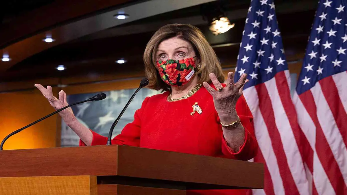 بيلوسي: مجلس النواب سيصوت على دعوة بنس لعزل ترامب