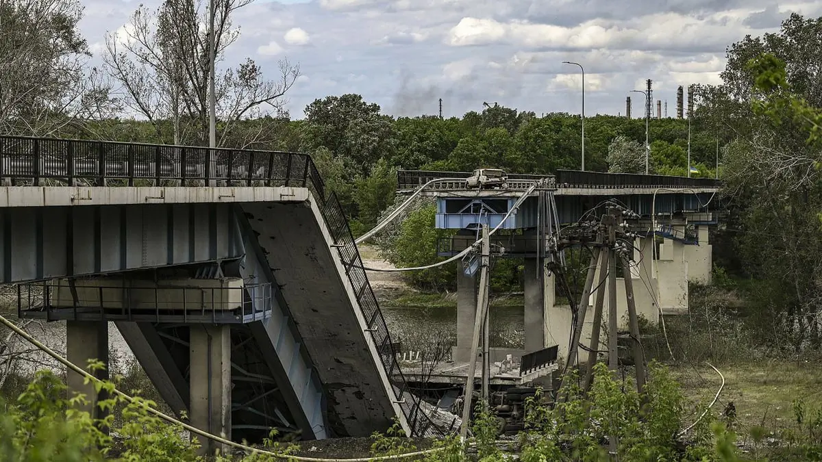 حاكم لوغانسك: تدمير جميع الجسور المؤدية إلى سيفيرودونتسك الأوكرانية