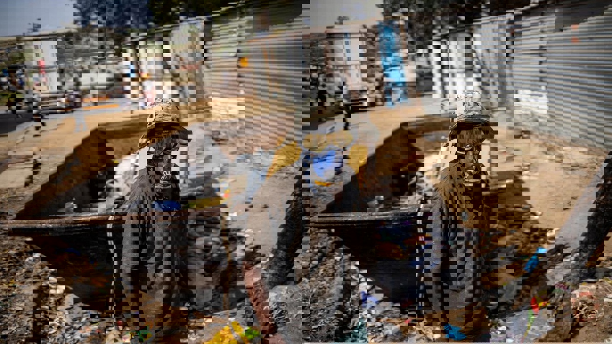 صحف عالمية: "حرب كورونا" تحرم الدول الفقيرة من الاحتياجات الطبية