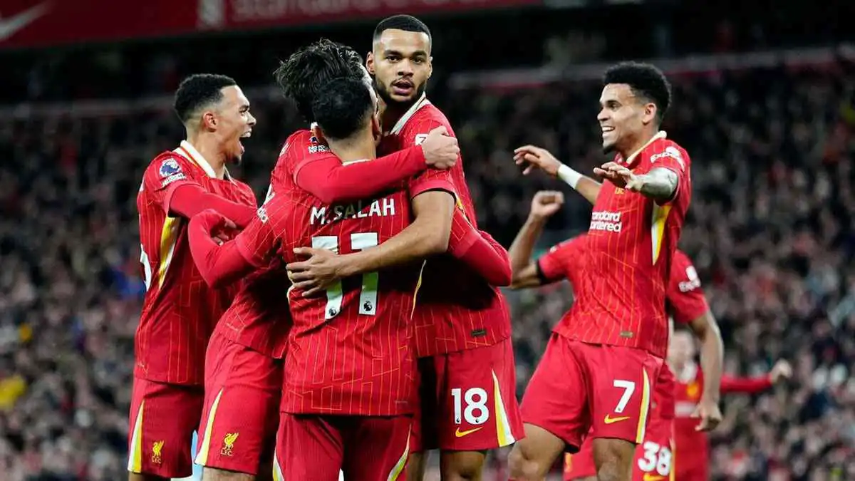 بعد لويس دياز.. بايرن ميونخ ينقض على نجم جديد في ليفربول