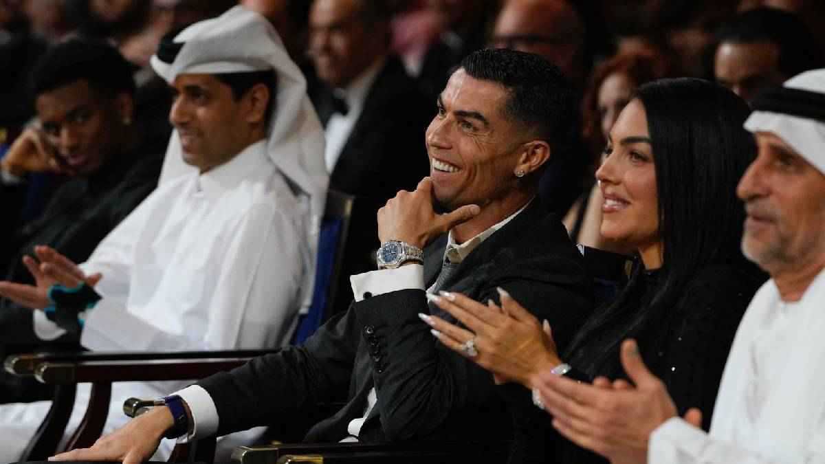 من هو النجم الذي نال إشادة رونالدو في حفل غلوب سوكر؟