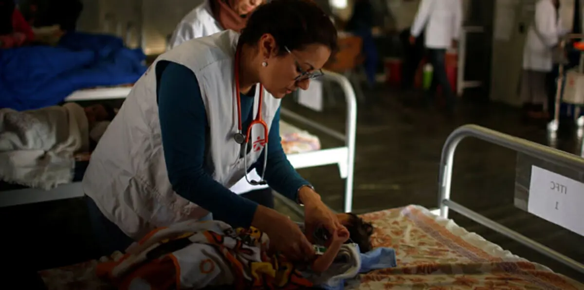 الجوع ينال من الأطفال الرضع مع استمرار الحرب في الموصل