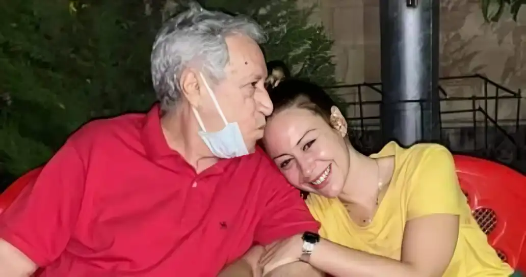 منة شلبي ووالدها