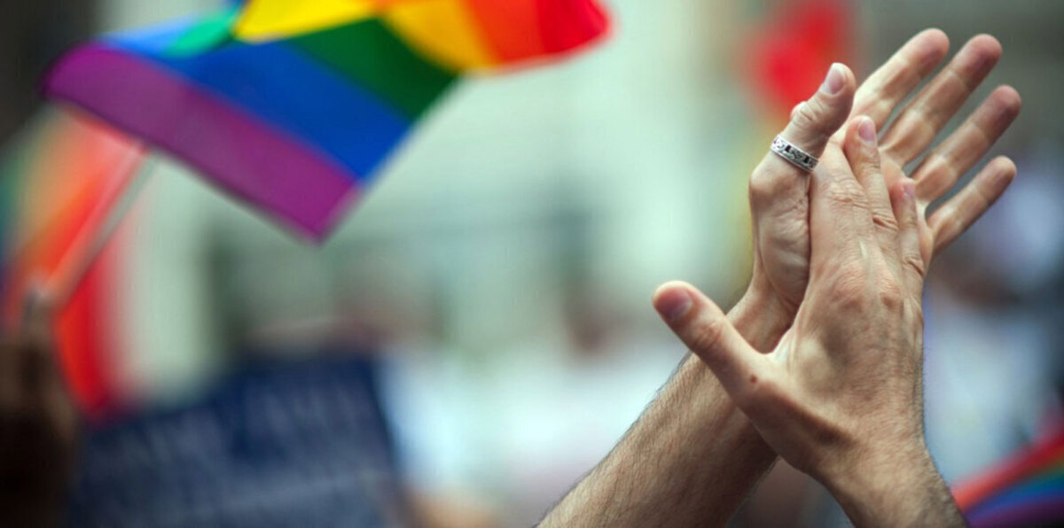 من الاكتئاب إلى الانتحار.. قصص صادمة لمتحولين جنسيًا في مصر