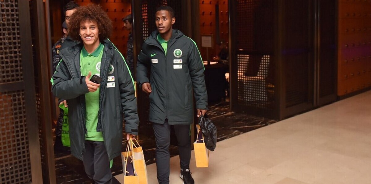 خليجي 23: علي النمر يلفت الانتباه خلال مباراة السعودية والإمارات (فيديو)