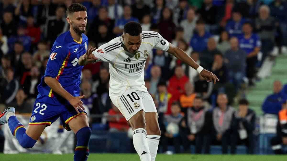 ريال مدريد يرفض المفاجآت قبل الكلاسيكو ويستعيد الصدارة أمام خيتافي (فيديو)