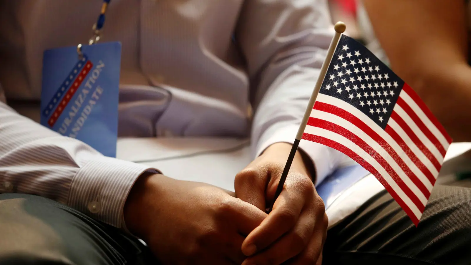 قرار قضائي يوقف برنامج بايدن لمساعدة المهاجرين غير الشرعيين