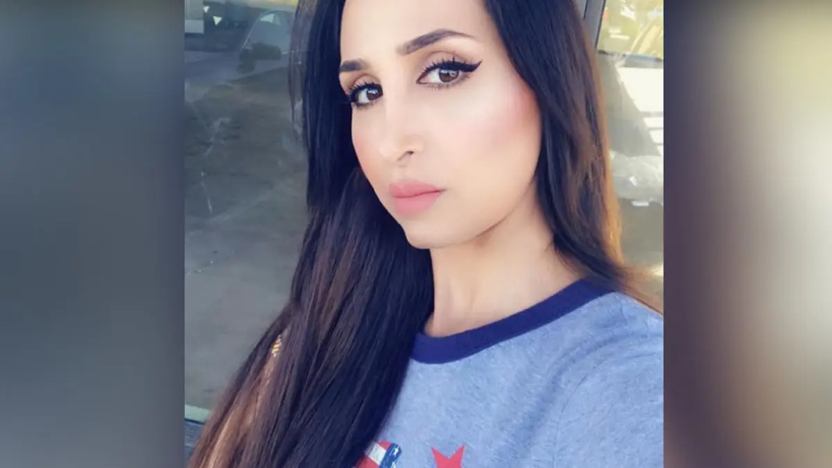 هند القحطاني ترمي هدية "معجب" في القمامة