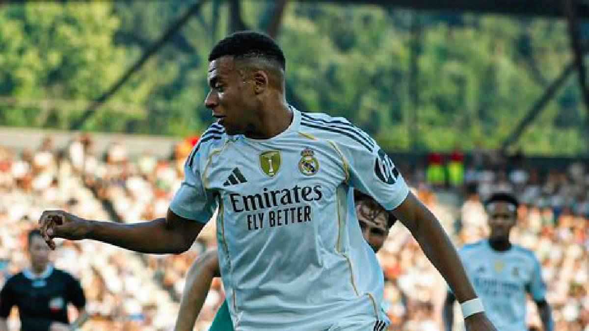 الأيقونة الجديدة.. ماذا قدّم مبابي في أول ظهور له بالقميص 10 مع ريال مدريد؟