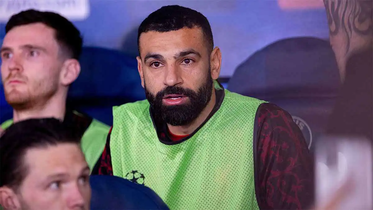 أمام جيرارد.. رد فعل محمد صلاح بعد خسارة ليفربول أمام سان جيرمان (فيديو)