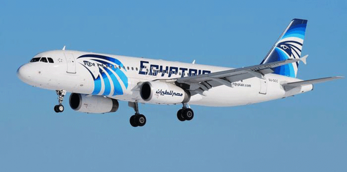 البدء بتسليم رفات ركاب الطائرة المصرية إلى ذويهم