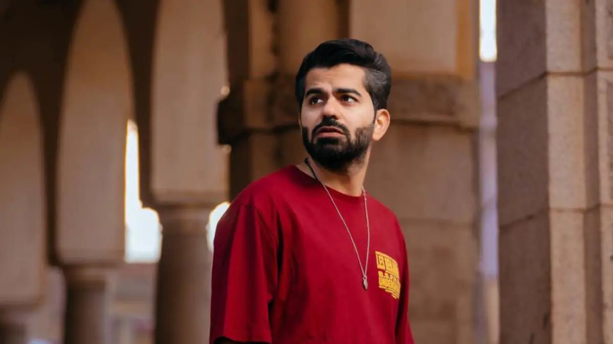 بعد يمان نجار.. اليوتيوبر جو حطاب على كرسي الرئاسة السورية