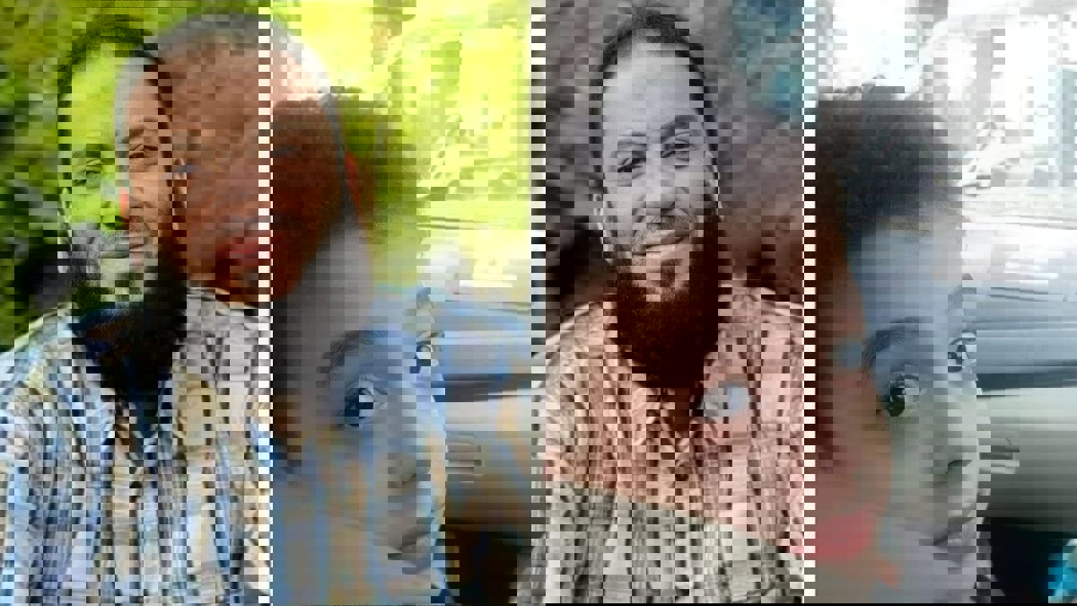 ما المرض النادر الذي توفي بسببه نجل الداعية المصري حازم شومان؟