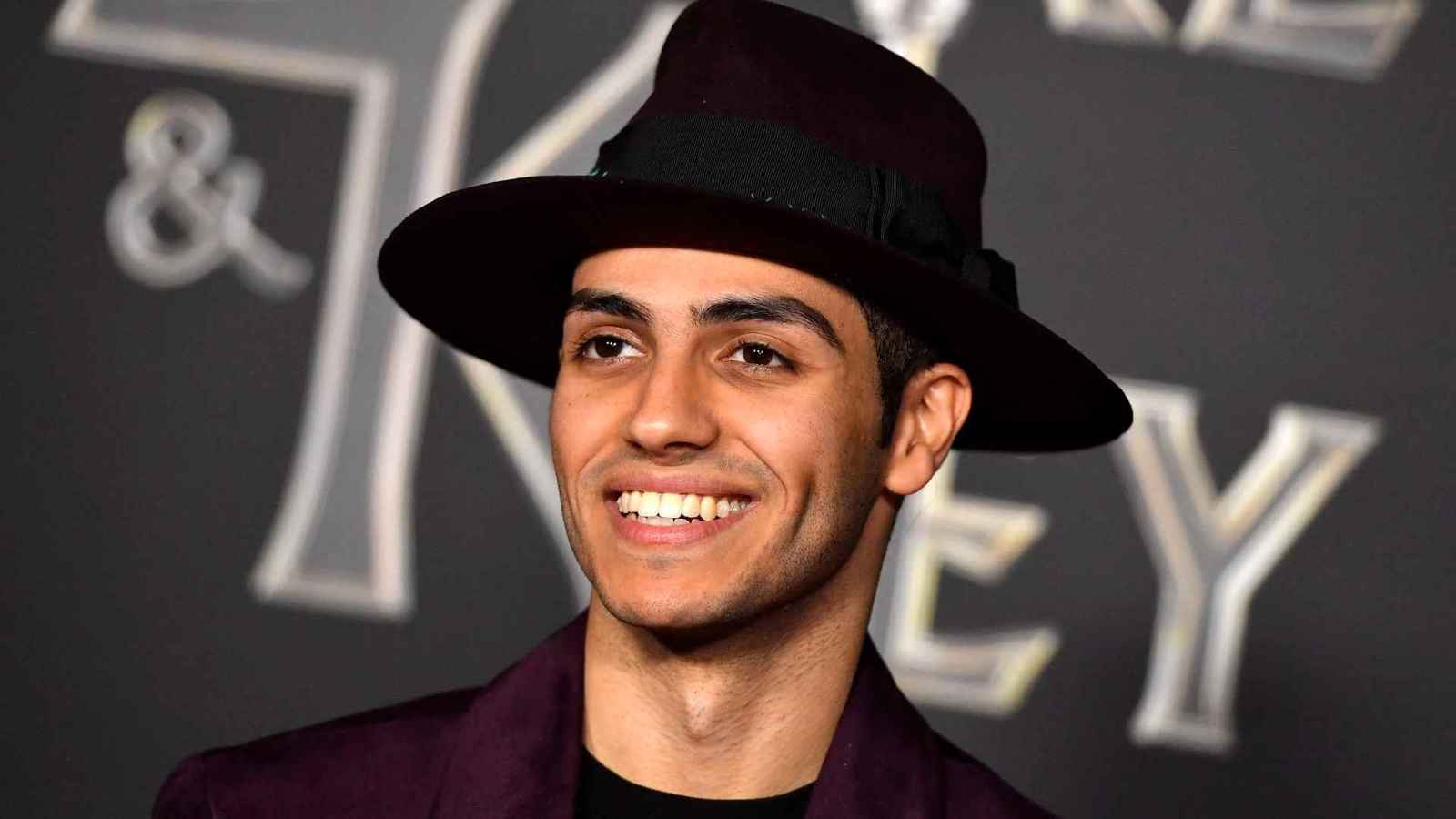 "في عز الظهر".. هل فشل الرهان على مينا مسعود؟