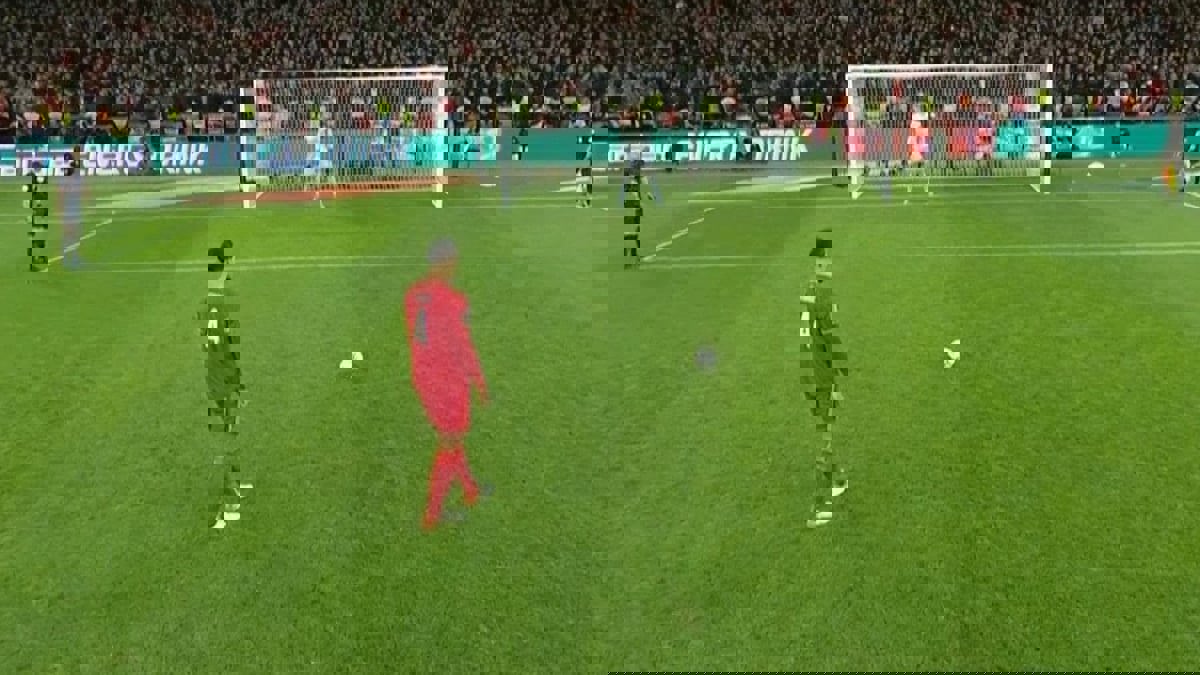 إشادات بتنفيذ ركلة ترجيح فان دايك خلال مباراة ليفربول وتشيلسي (فيديو)