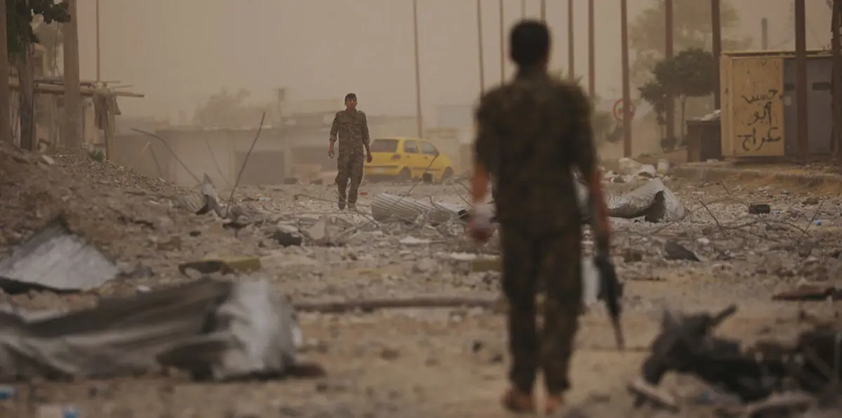 أمريكا وإيران تستعرضان القوة في سوريا وتحذير روسي لواشنطن‎