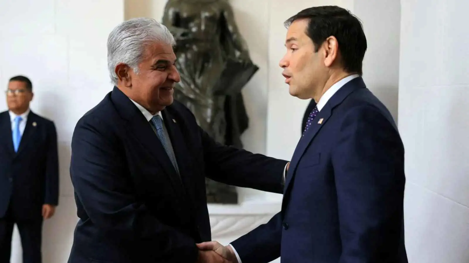 بسبب نفوذ الصين على القناة.. روبيو يحذر بنما من التحرك الأمريكي