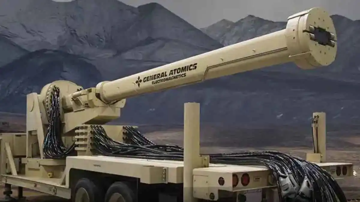 المدفع الكهرومغناطيسي يعود من الظل.. رهان جديد في تسليح البحرية الأمريكية