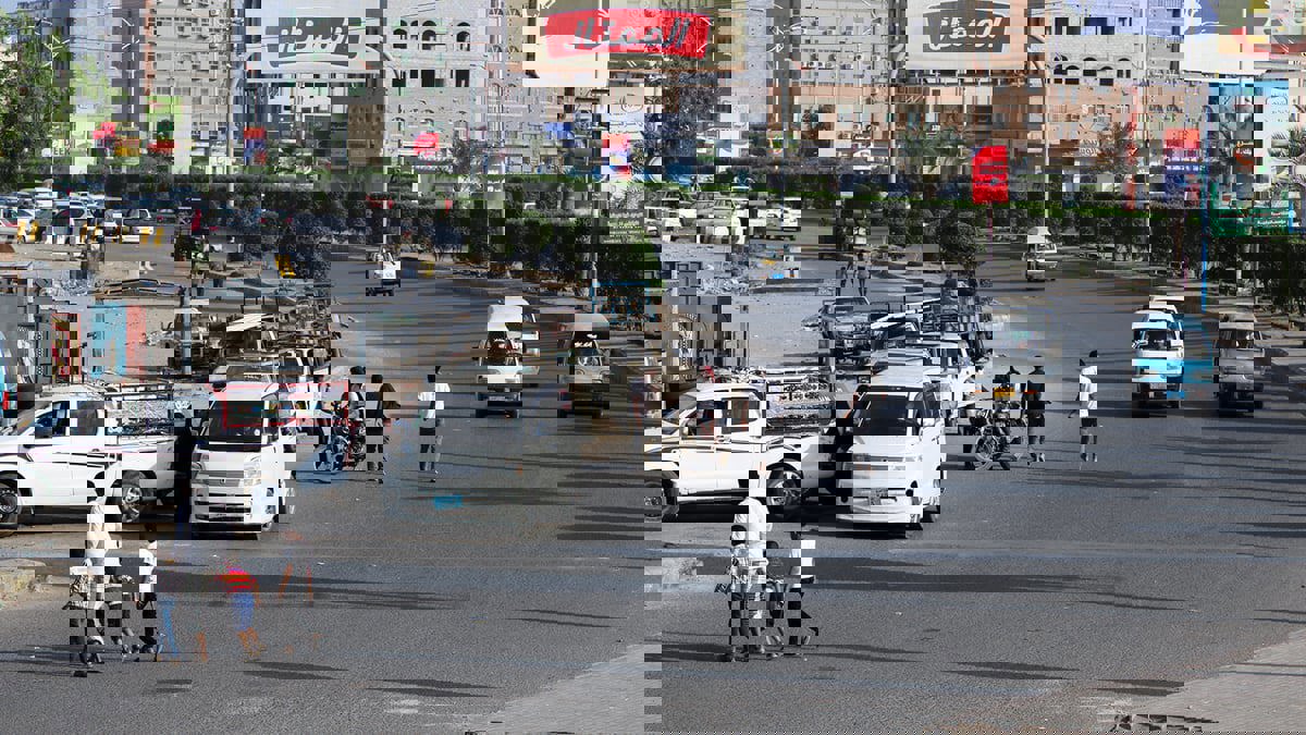 المتاجر الإلكترونية.. سوق لا تغري اليمنيين بسبب ضعف الإنترنت