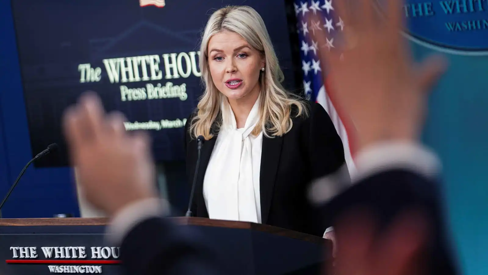 واشنطن: نعمل على خطط لسلامة ناقلات النفط في مضيق هرمز