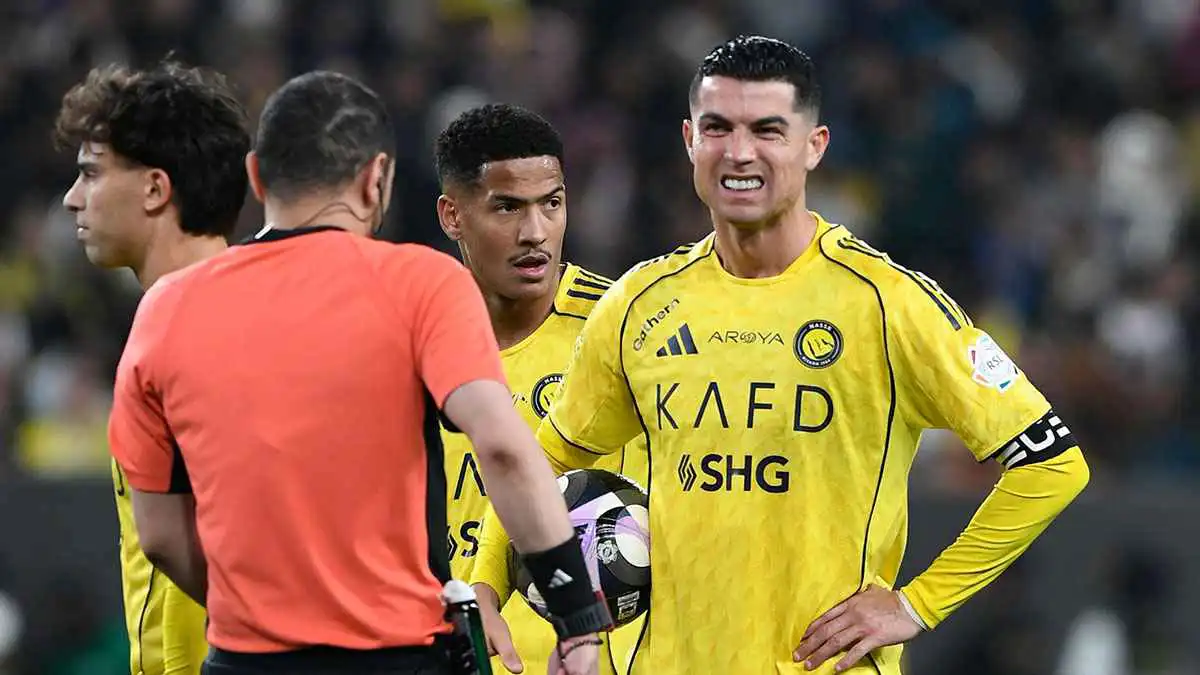 لديه سطوة على المدربين.. أسطورة النصر السعودي يهاجم كريستيانو رونالدو (فيديو)