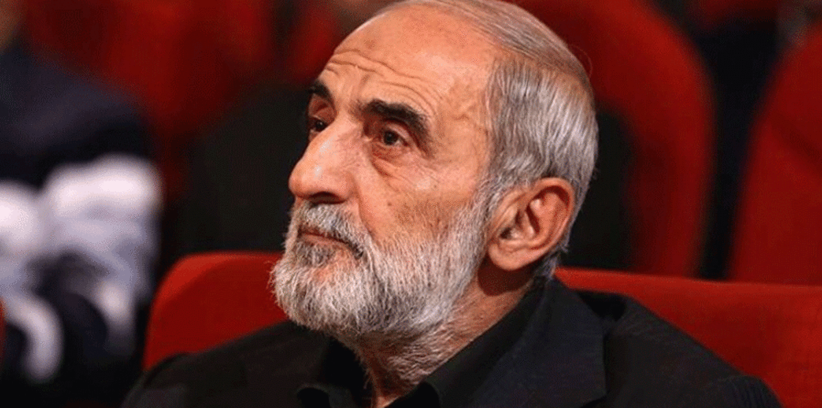 مقرّب من خامنئي يدعو ترامب لتمزيق الاتفاق النووي ويعيبُ على روحاني "هلعه"