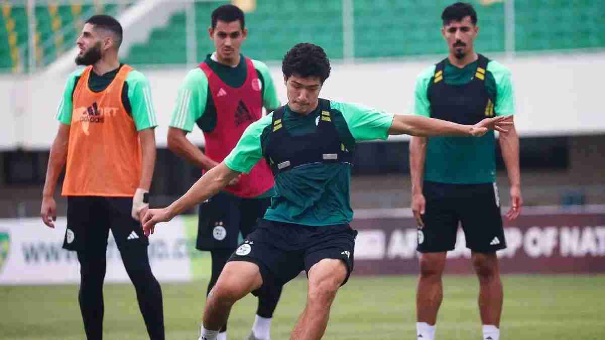 سبب استبعاد نجم هيرتا برلين من معسكر منتخب الجزائر