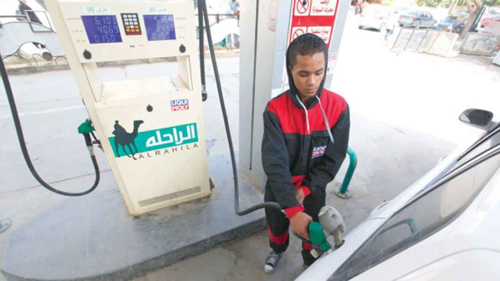 ليبيا.. تنامي أزمة الوقود مع تصاعد الانسداد السياسي