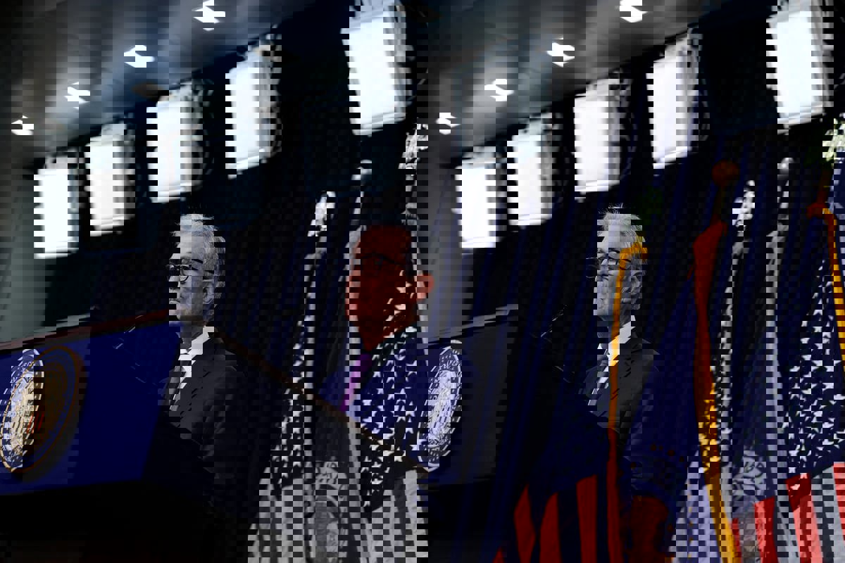 المركزي الأمريكي يبقي على أسعار الفائدة الرئيسية دون تغيير