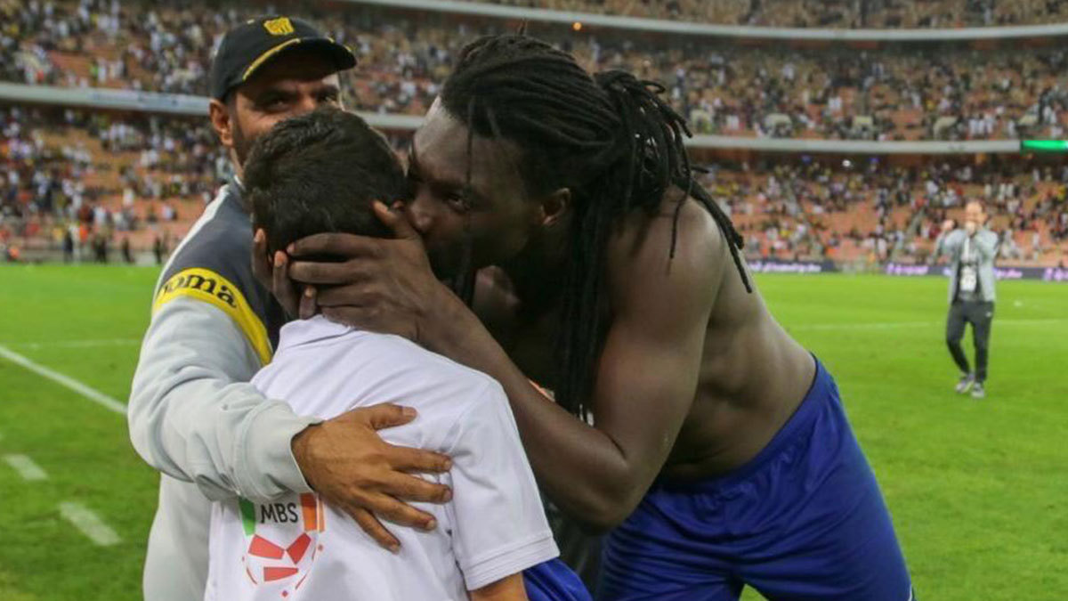 الطفل المفزوع من احتفال غوميز نجم نادي الهلال: ظننته مصابًا بـ"الصرع" (فيديو)