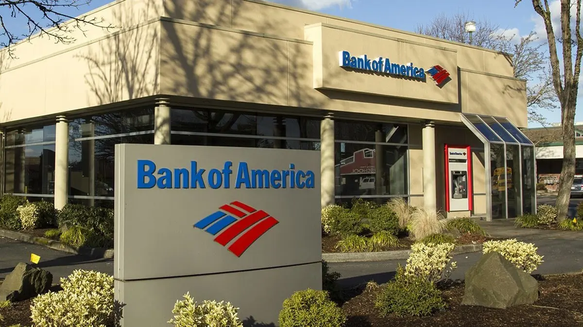 رويترز: بنك أوف أمريكا ينقل بعض مصرفييه من روسيا إلى دبي