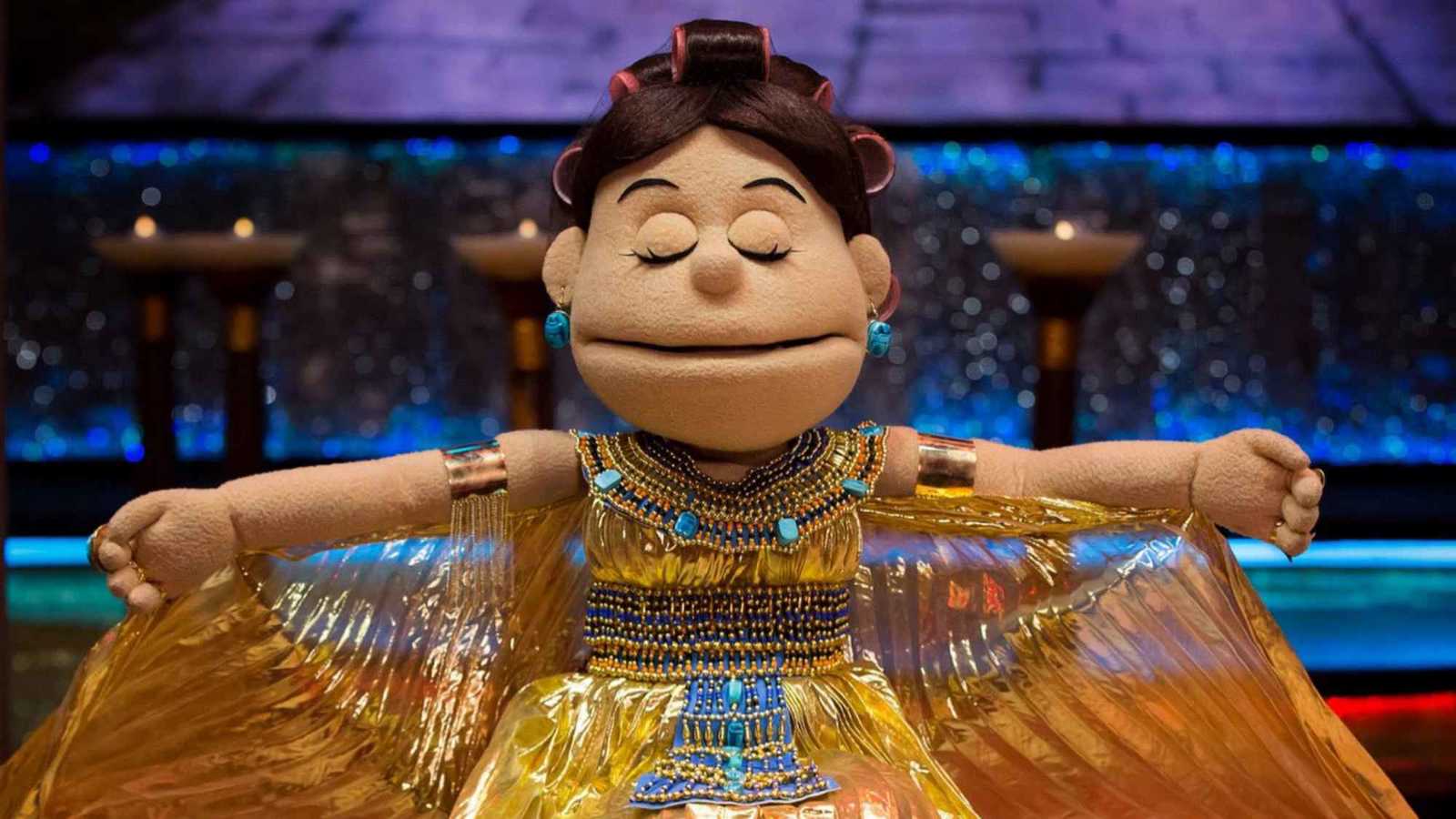 اشتهرت بسخريتها اللاذعة.. عودة الدمية المثيرة للجدل "أبلة فاهيتا"