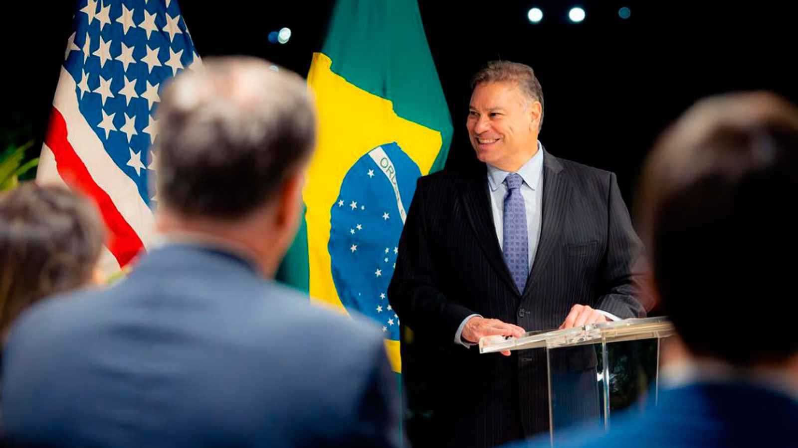 مقابل إلغاء الرسوم الجمركية.. واشنطن تسعى لتأمين المعادن النادرة من البرازيل