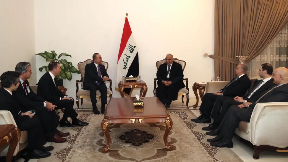 تشاووش أوغلو يبحث مع عادل عبدالمهدي تطورات المنطقة