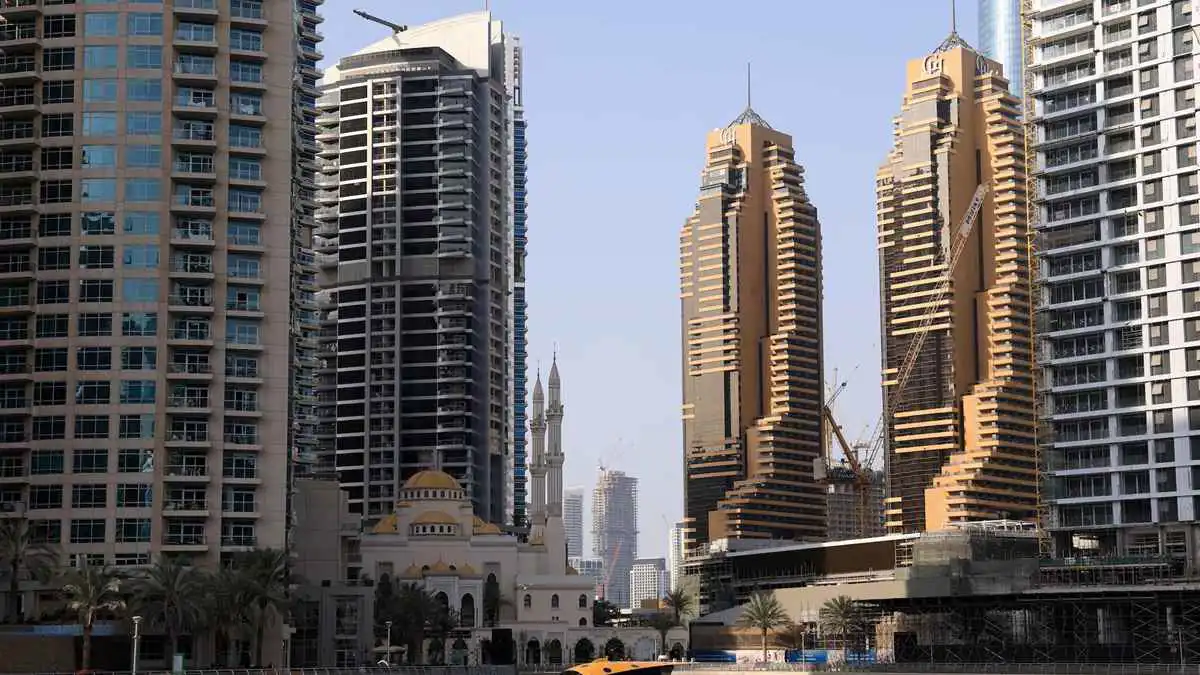 عقارات دبي تسجل بيع شقة سكنية فاخرة بـ 422 مليون درهم