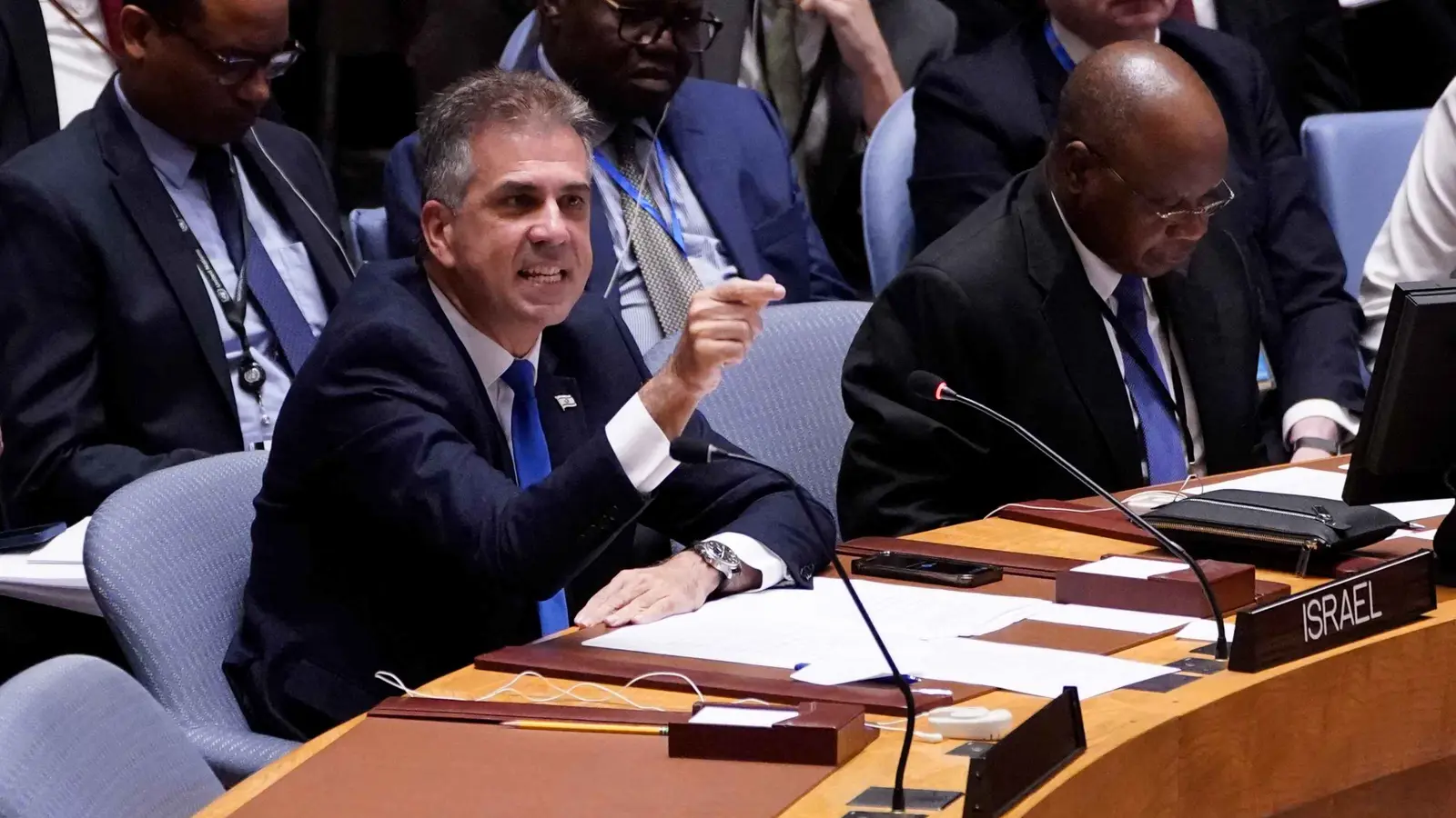 وزير إسرائيلي: ضرب النووي الإيراني "غير مستبعد"