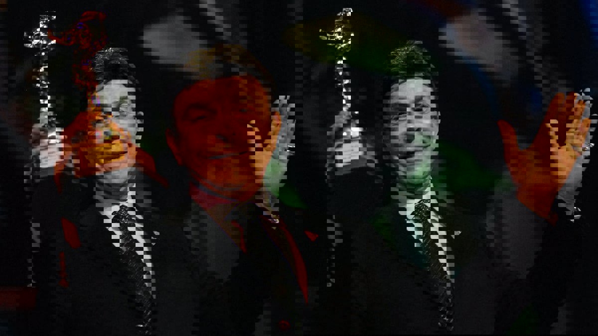 طارق الشناوي يثير الجدل بنفيه وجود ابن للراحل سمير صبري