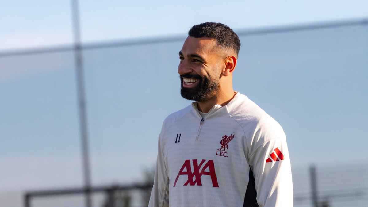 خوفاً من شماتة الأعداء.. محمد صلاح يطارد 4 أحلام أمام آيندهوفن