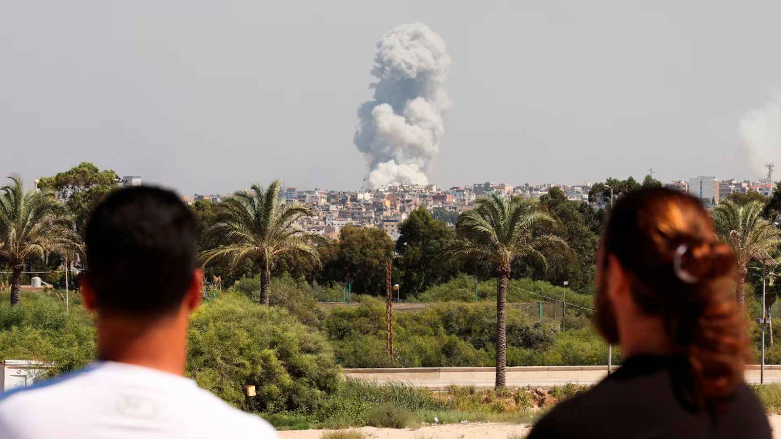 "خوفاً من الكمائن".. هل تعوض إسرائيل الاجتياح بـ"خرق بري" محدود؟