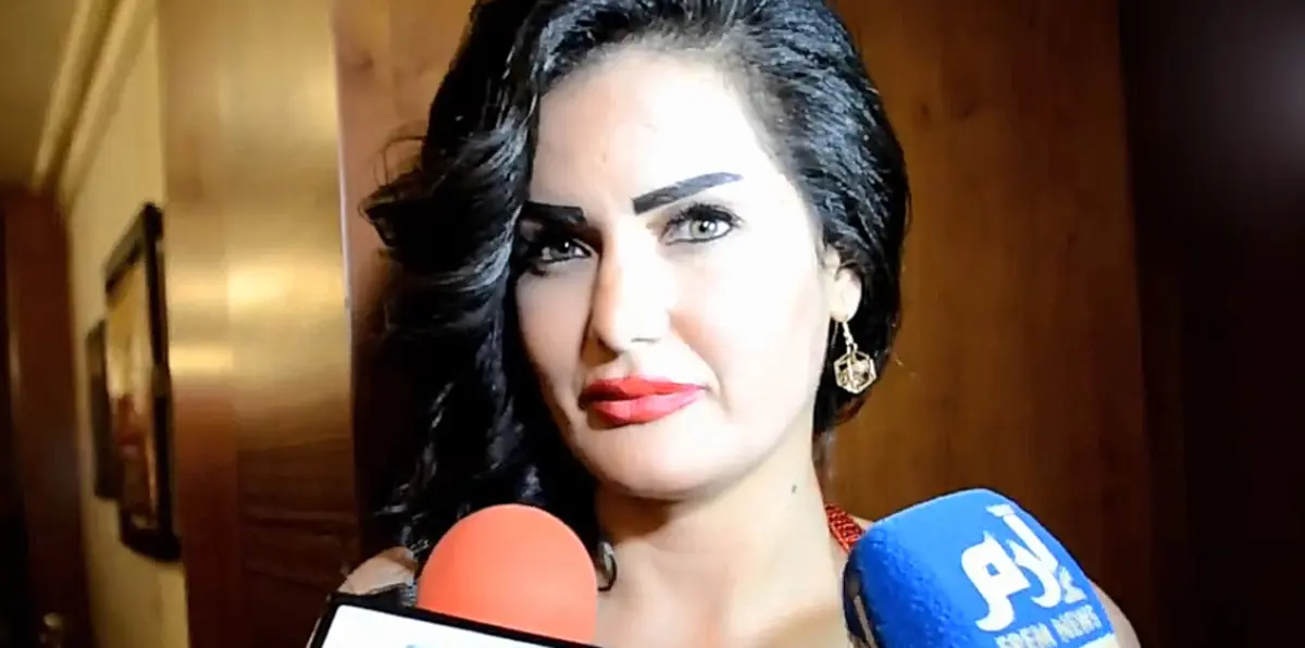 حرب كلامية بين سما المصري وصاحب أكشاك "محاربة الانتحار" (فيديو)