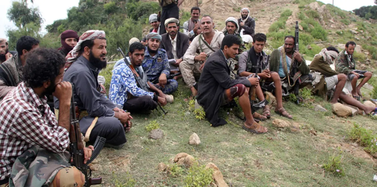 الجيش اليمني والمقاومة الشعبية يسيطران على موقع إستراتيجي في تعز